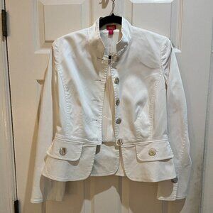 Eye White Blazer mandarin collar, a fitted silhouette, and a peplum waist size 6
